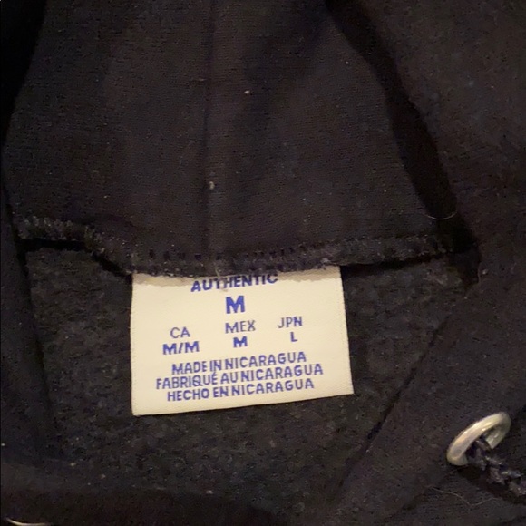 Notre same sweatshirt - Picture 2 of 2